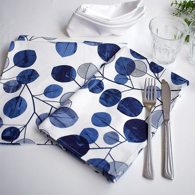 Set of 2 table napkins/torsion leaf sketch